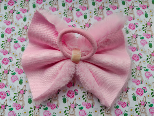 Pretty in Plush: 6-Inch Handmade Faux Fur Statement Bow 🎀